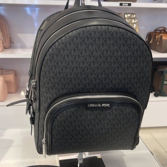Michael Kors Handbags - Michael Kors Jaycee Large Zip Pocket Backpack Black
